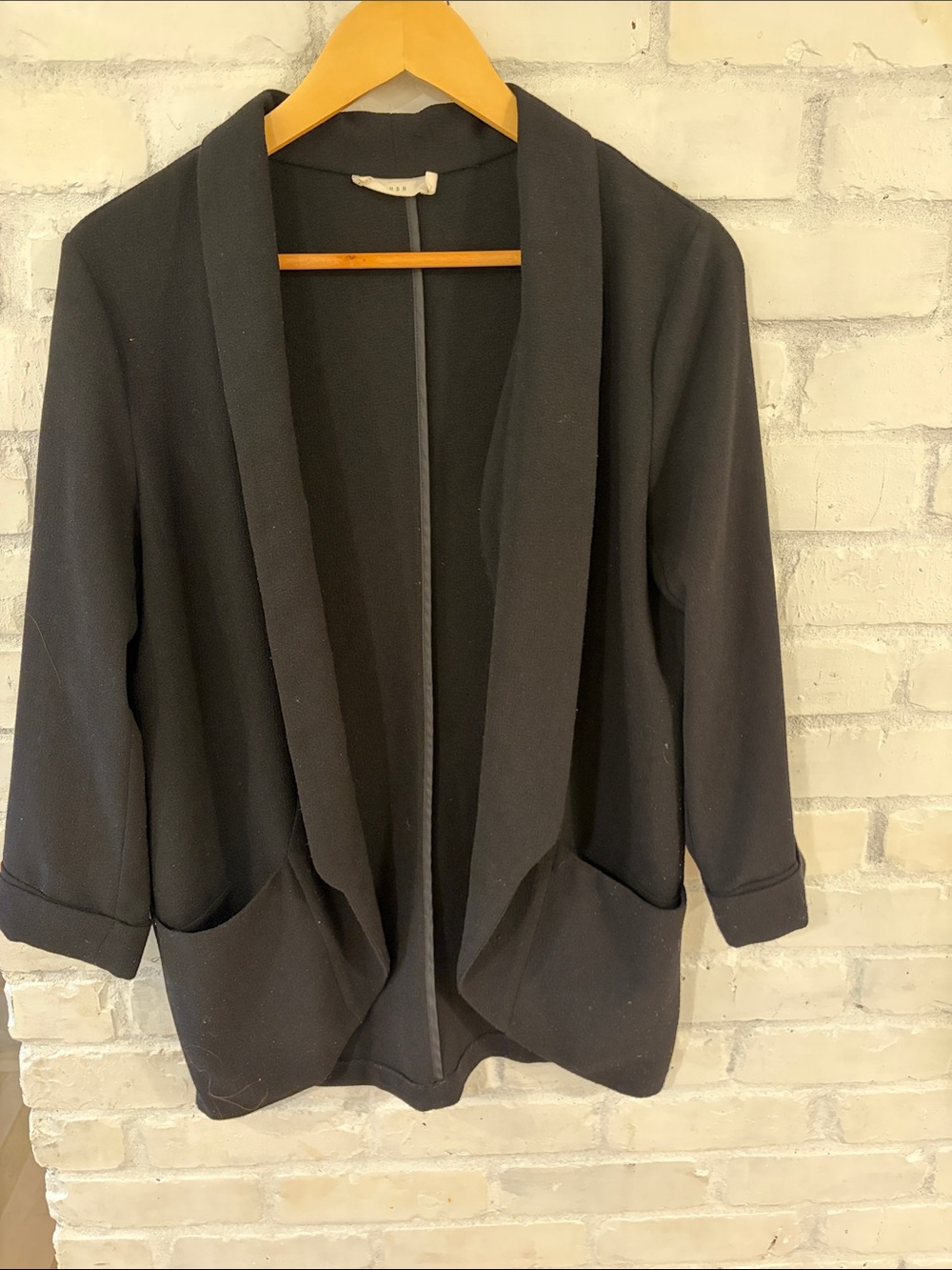 Lush Black Open-Front Blazer (B6)